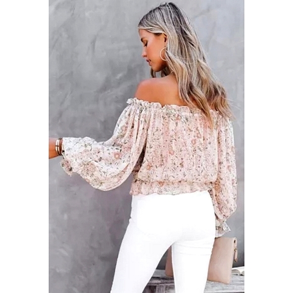 LAST ONE! Plus Size Off The Shoulder Floral Top - Picture 2 of 6